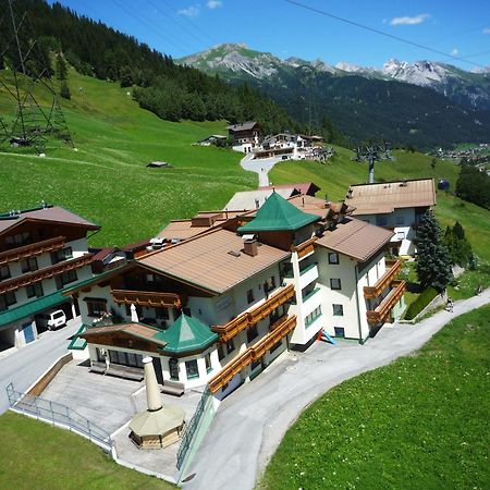 Hotel Garni - Restaurant Kaminstube Sankt Anton am Arlberg Kültér fotó