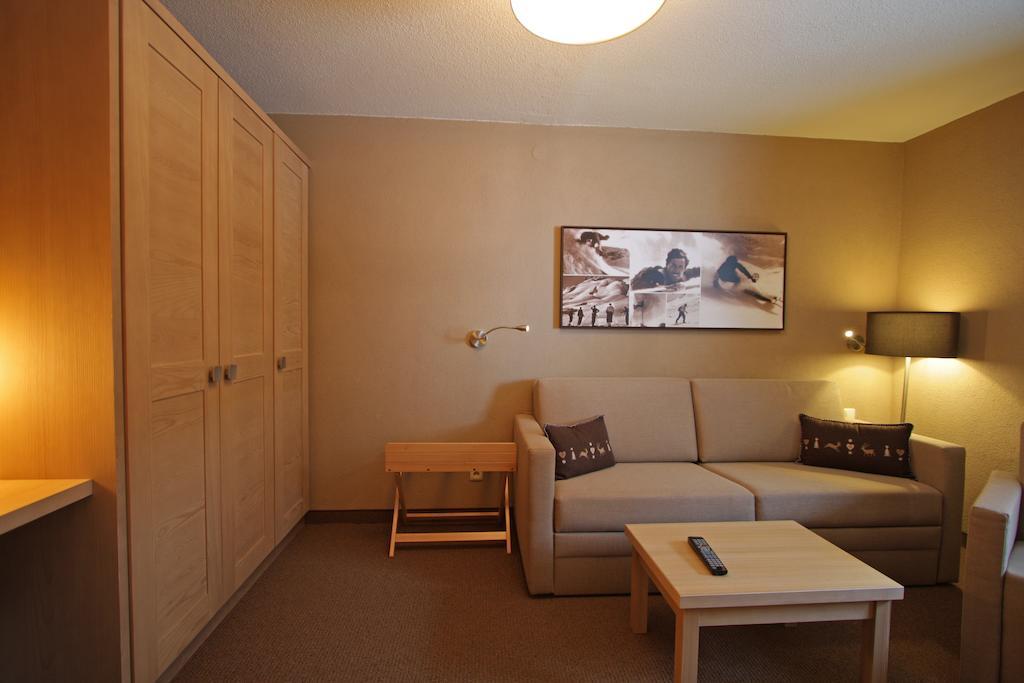 Hotel Garni - Restaurant Kaminstube Sankt Anton am Arlberg Szoba fotó